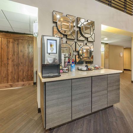 Best Western Plus North Las Vegas Inn & Suites Buitenkant foto