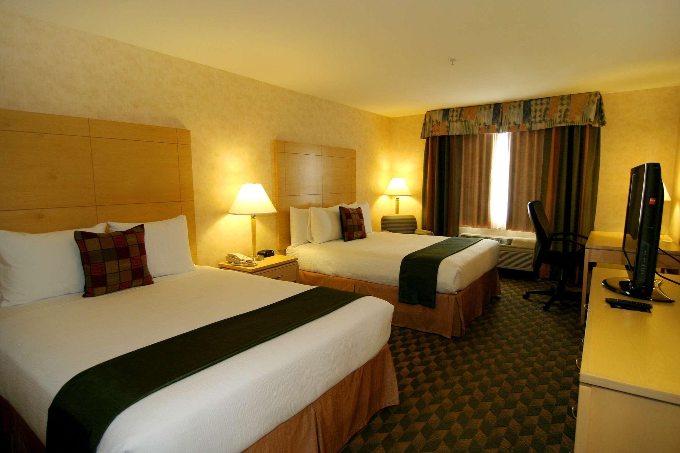 Best Western Plus North Las Vegas Inn & Suites Buitenkant foto