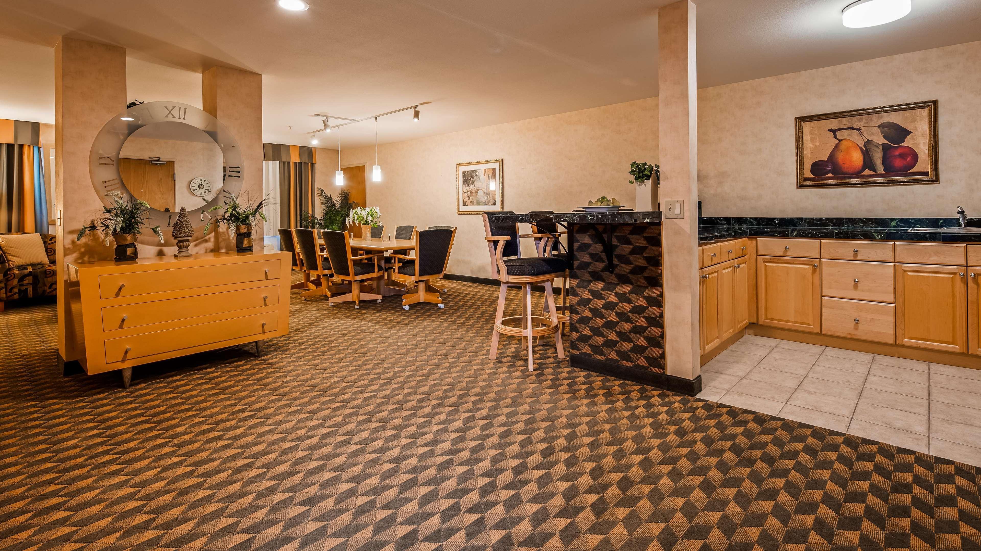 Best Western Plus North Las Vegas Inn & Suites Buitenkant foto